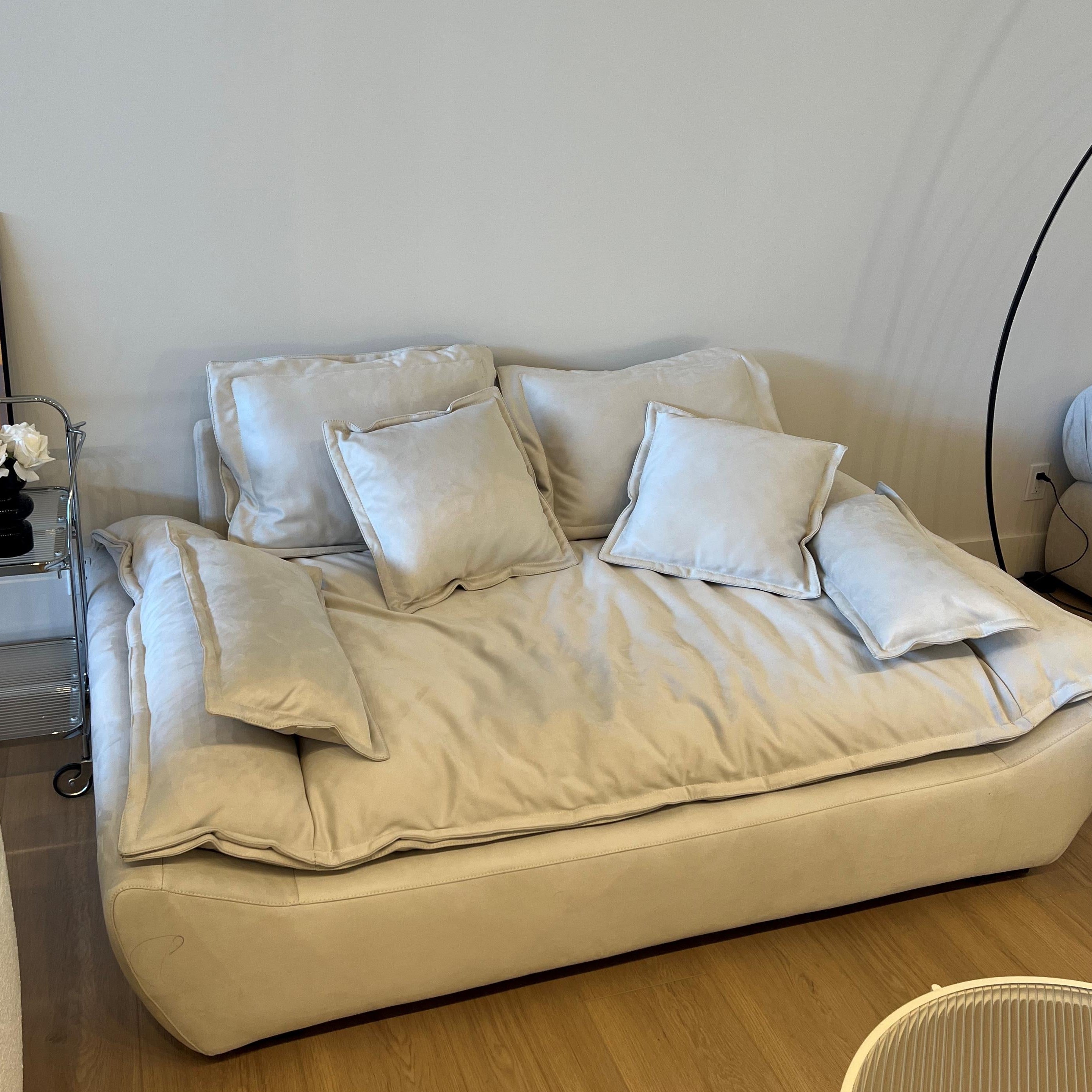 Ultra Comfort Sailing-Shaped Sofa - Cozy Furniture & Lifestyle