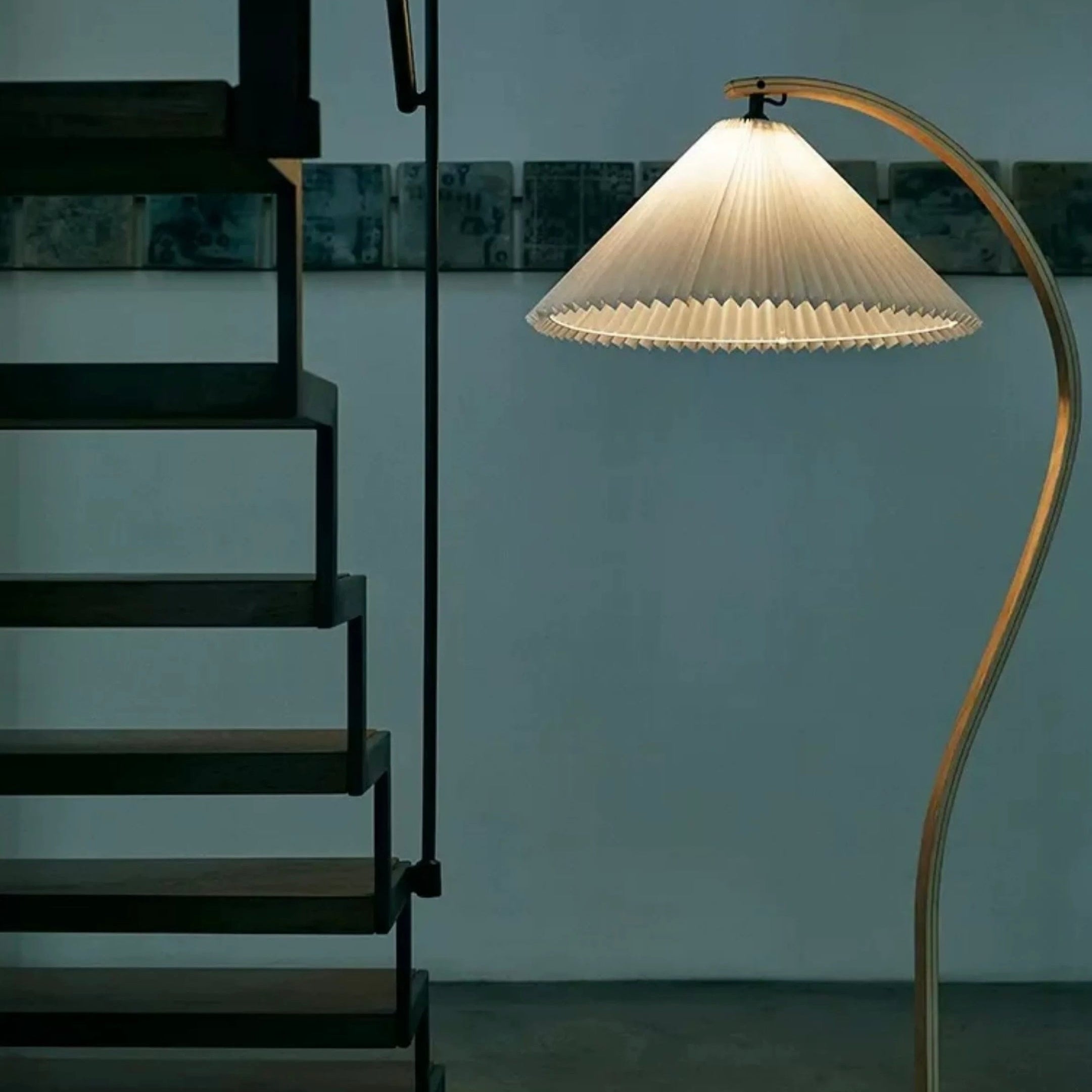 Bianca Wooden Floor Lamp - Cozy Furniture & Lifestyle